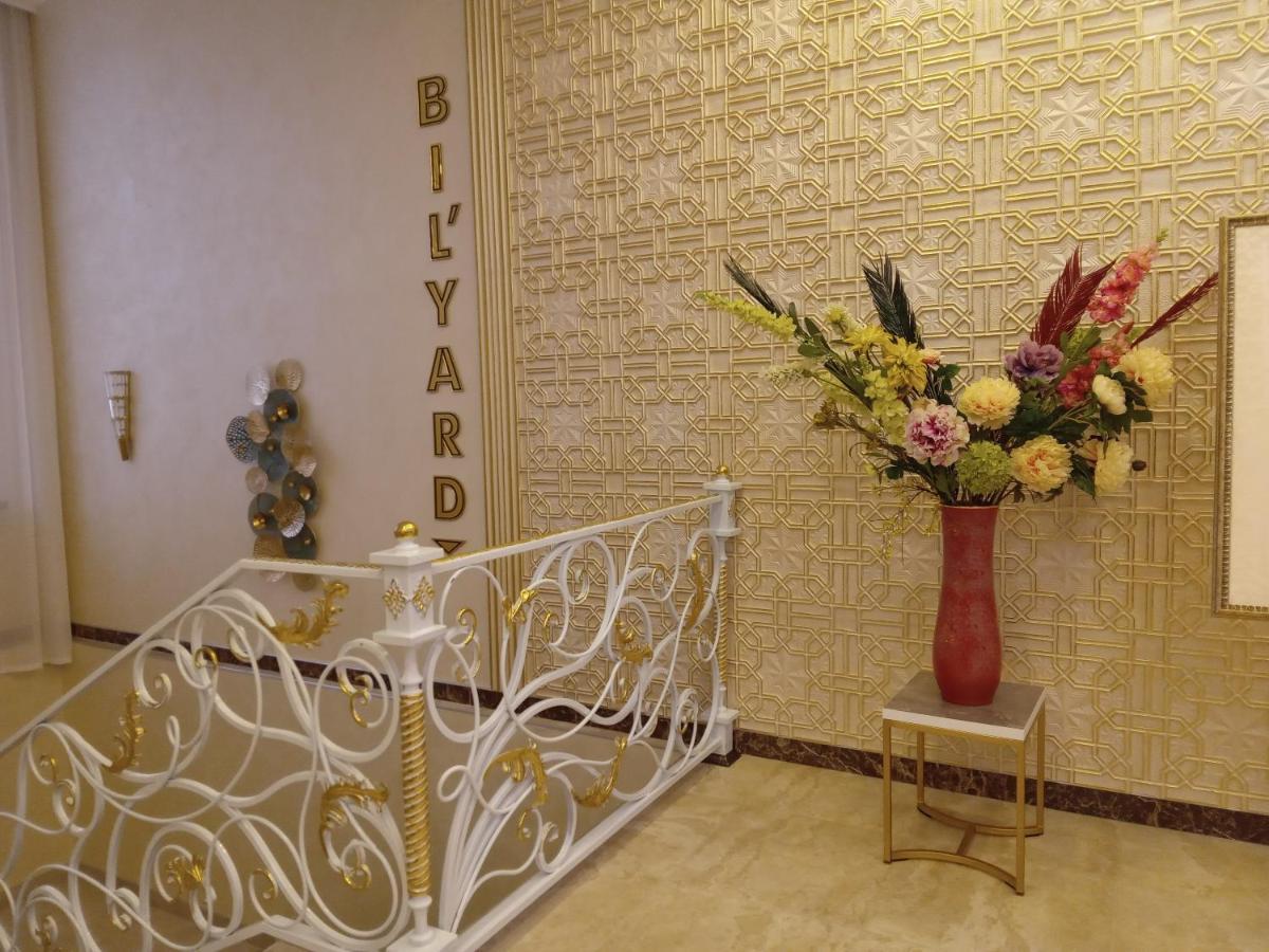 Grand Holiday Hall 巴甫洛达尔 外观 照片